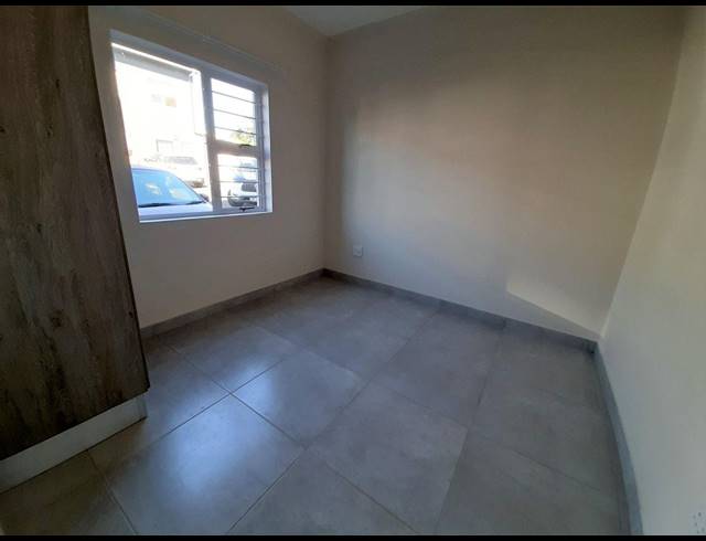 4 BEDROOM DUPLEX RENTED IN PARK HILL